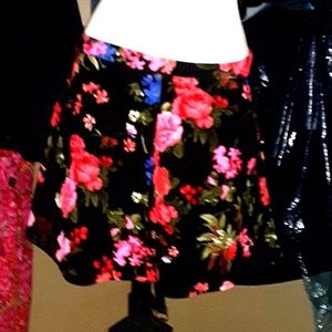Super floral skirt